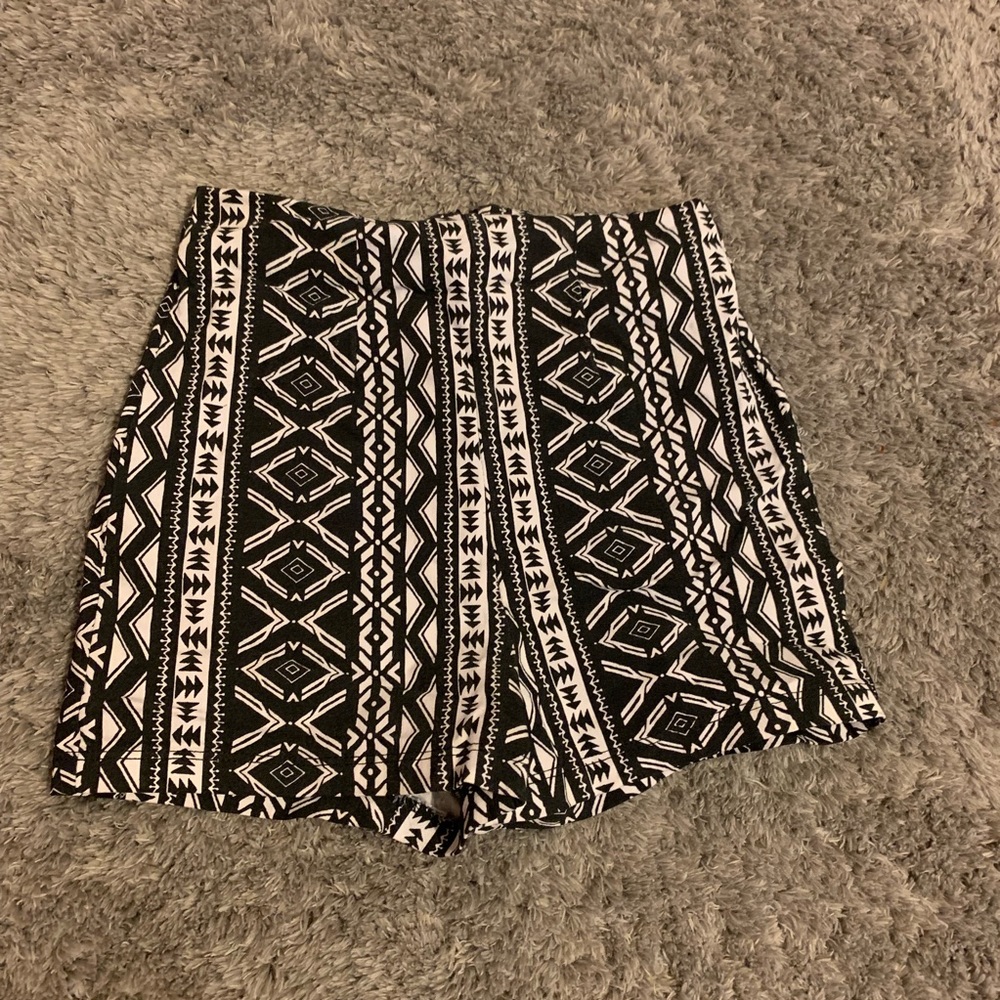 Black and white aztec printed shorts